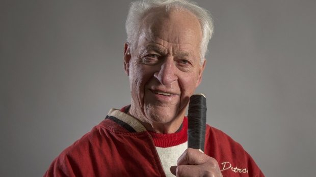 Gordie Howe, The Canadian Press Gordie Howe