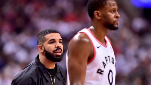 Drake at the Raptors game