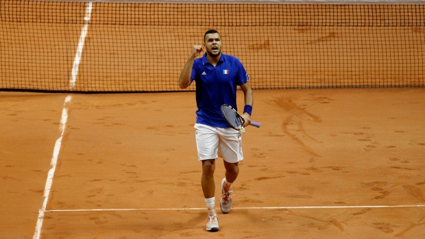 Tsonga rues lack of support from French fans after loss to Wawrinka in Davis Cup final Article Image 0
