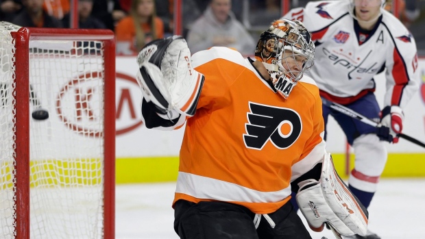 Flyers goalie Steve Mason out 2 weeks with lower-body injury