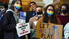 Indiana lawmakers set to override veto of trans sports ban Article Image 0