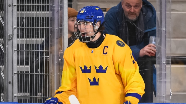 Liam Ohgren, Images on Ice Liam Ohgren