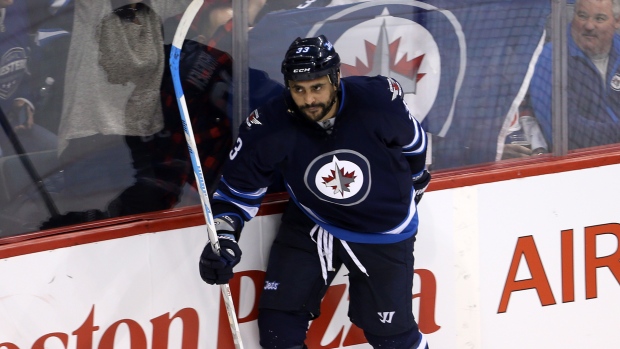 Jets Dustin Byfuglien, CP Jets Dustin Byfuglien