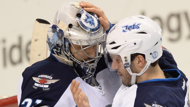 Ondrej Pavelec Lee Stempniak