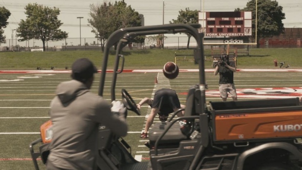 Max Reinhart trick shot, CFL Max Reinhart trick shot
