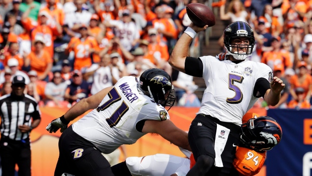 Flacco sacked by Ware