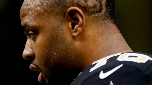Akiem Hicks, Sean Gardner/Getty Images Akiem Hicks