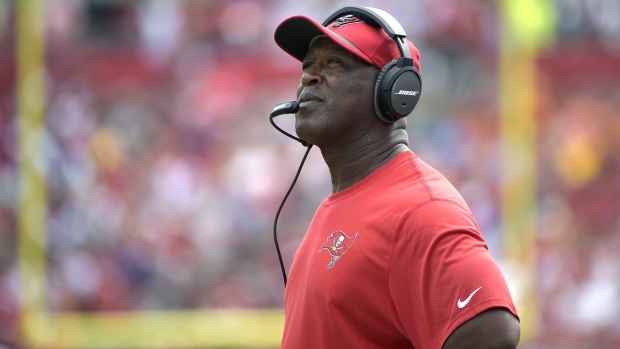 Lovie Smith: Buccaneers not as bad as squandering big lead might suggest Article Image 0