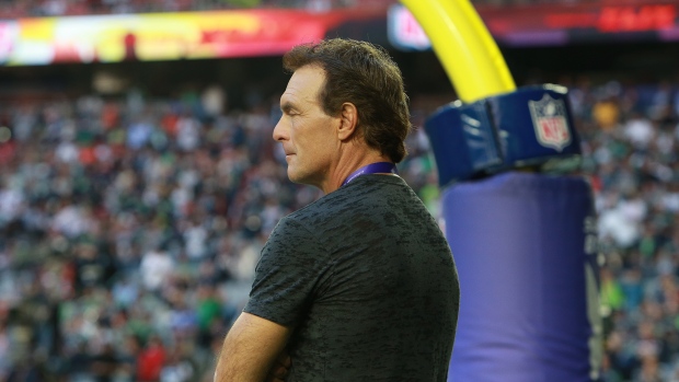 Doug Flutie, Boston Globe/Boston Globe/Getty Images Doug Flutie