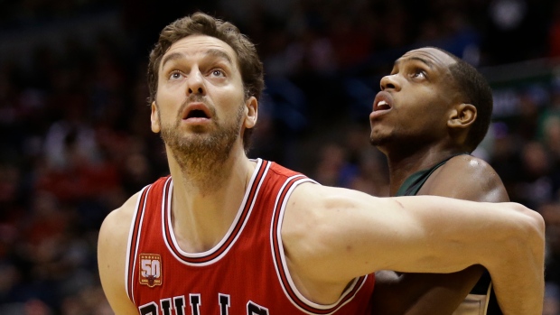 Pau Gasol, Mike McGinnis/Getty Images Pau Gasol