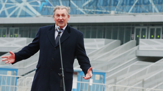 Vladislav Tretiak, Anton Novoderezhkin/TASS/Getty Images Vladislav Tretiak