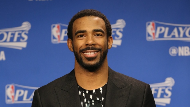 Mike Conley Receives the 2015-2016 NBA Sportsmanship Award