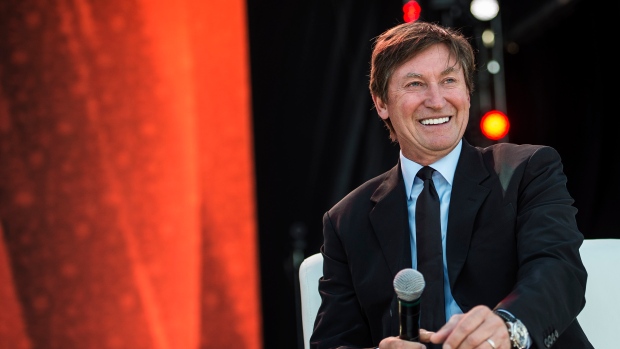 Wayne Gretzky, AJ Messier/Getty Images Wayne Gretzky