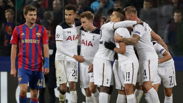 Tottenham celebrates vs. CSKA