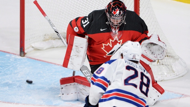 Roslovic shoots on Hart, The Canadian Press Roslovic shoots on Hart
