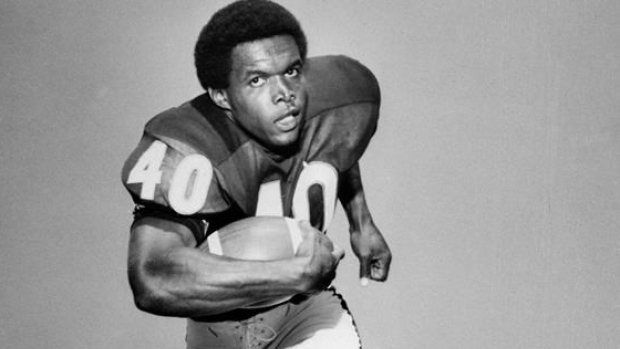 Gale Sayers, The Canadian Press Gale Sayers