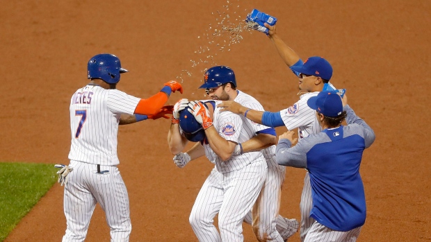 New York Mets celebrate win