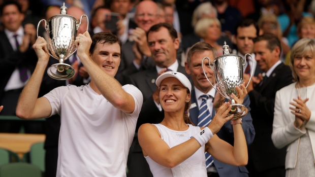 Jamie Murray, Martina Hingis, The Canadian Press Jamie Murray, Martina Hingis