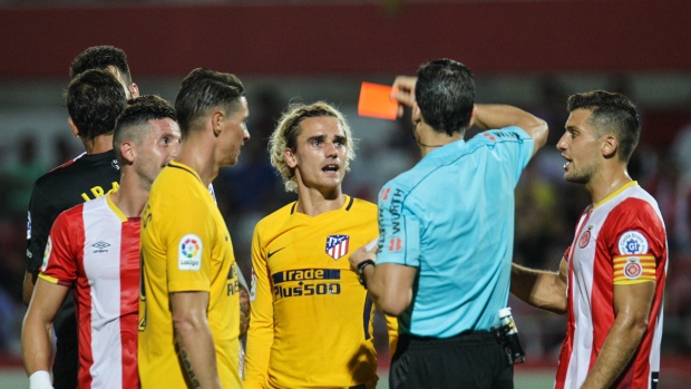 Antoine Griezmann gets sent off, Pedro Salado/Action Plus/Getty Images Antoine Griezmann gets sent off