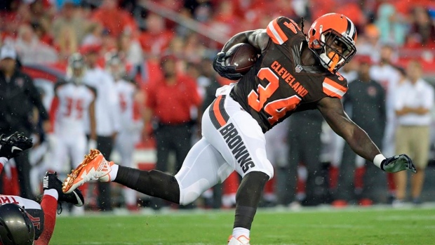 Payday: Browns' Crowell wants ball more, contract extension Article Image 0