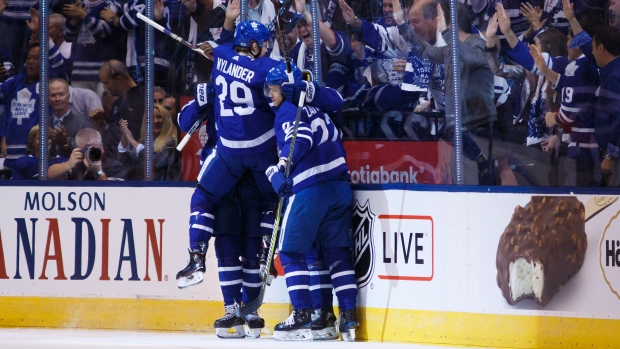 William Nylander, Maple Leafs celebrate