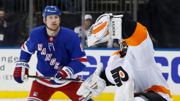 lyon steps up to help flyers past rangers article tsn rangers flyers