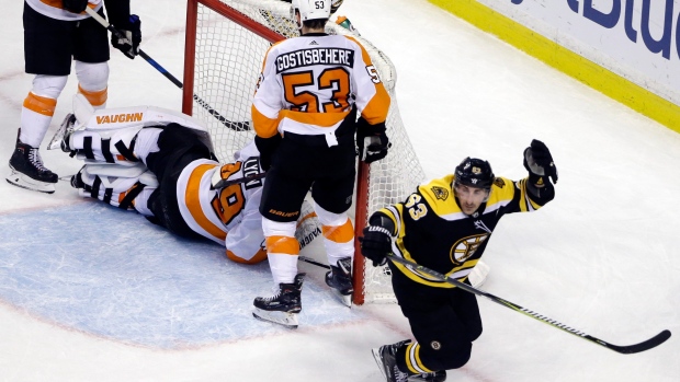 marchand scores with 22 seconds left to lift bruins past flyers december 8th flyers goalie scores
