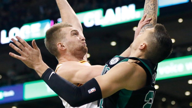 Domatas Sabonis Daniel Theis, The Canadian Press Domatas Sabonis Daniel Theis