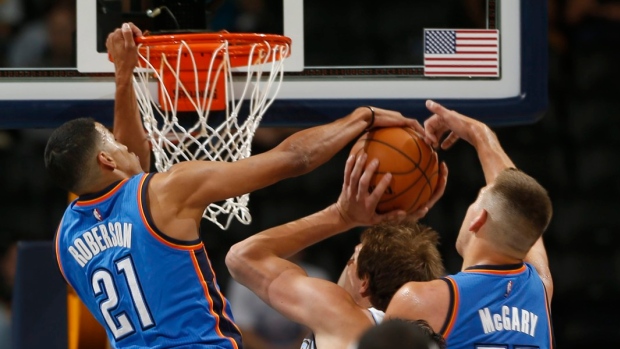 Andre Roberson and Timofey Mozgov