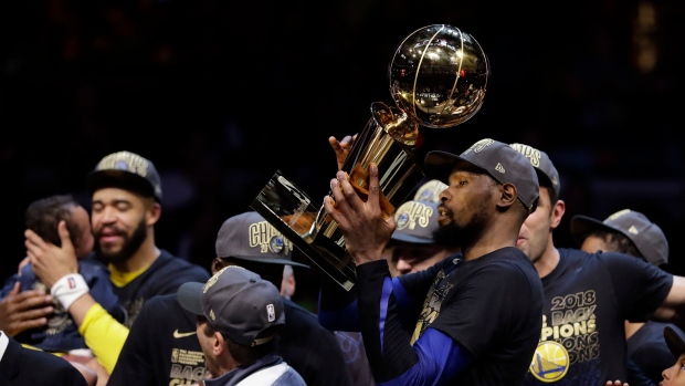Warriors' Kevin Durant wins Finals MVP for second consecutive year