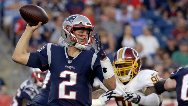 Patriots Release QB Brian Hoyer