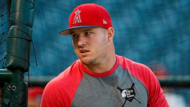 Trout returns to Angels following death in family 