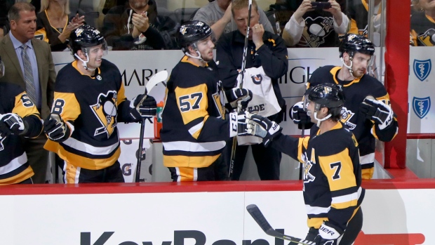 Matt Cullen and Pittsburgh Penguins celebrate
