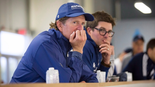 Mike Babcock and Kyle Dubas