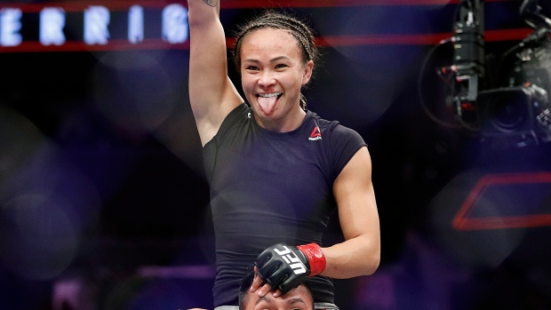 Reading Between The Lines Ufc Fight Night Michelle Waterson Vs Angela Hill Tsn Ca
