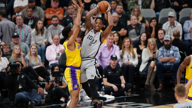 Derozan Spurs Outduel Lebron And Lakers Tsn Ca