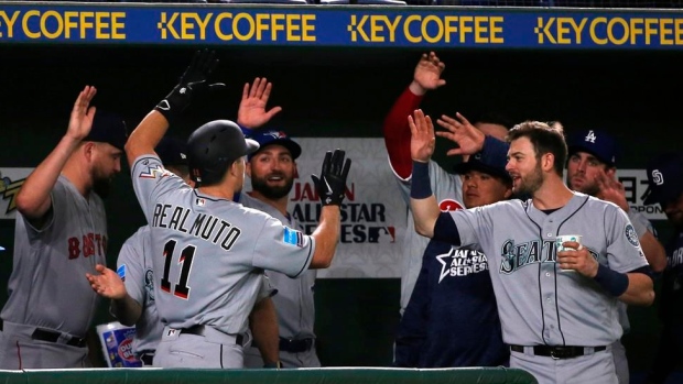 MLB All-Stars beat Japan's Giants ahead of exhibition tour , The Canadian Press MLB All-Stars beat Japan's Giants ahead of exhibition tour