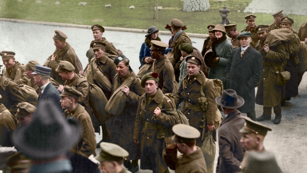 The last march with the old kit. A scene at the Dispersal Station 'I', Exhibition Camp, Toronto, Ont, The Vimy Foundation The last march with the old kit. A scene at the Dispersal Station 'I', Exhibition Camp, Toronto, Ont