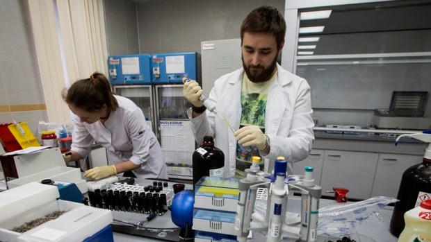Moscow Laboratory, The Canadian Press Moscow Laboratory