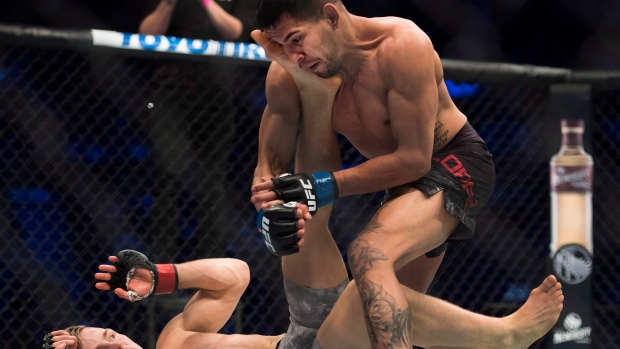 From mechanical engineer to UFC fighter, Winnipeg's Brad Katona