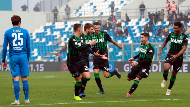 Fiorentina celebrating