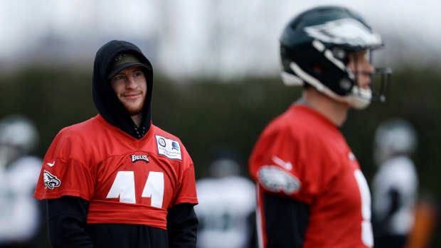 Carson Wentz, Nick Foles , The Canadian Press Carson Wentz, Nick Foles