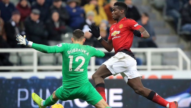 Paul Pogba Martin Dubravka