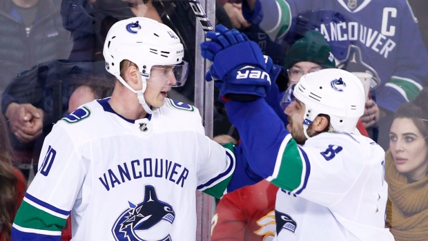 elias pettersson hat