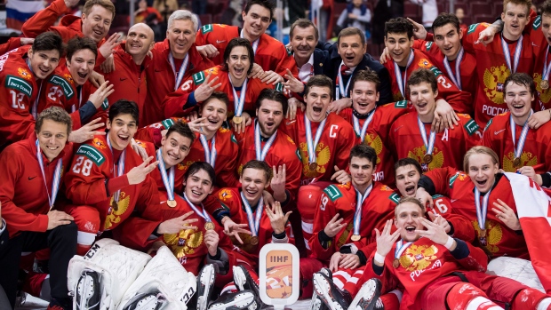 Russia celebrates bronze medal at World Juniors