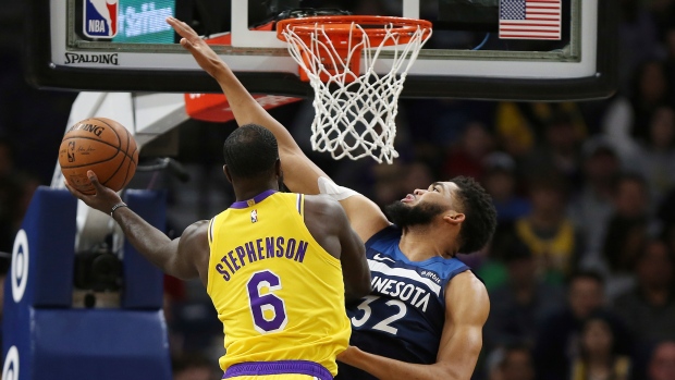 Lance Stephenson Karl-Anthony Towns , The Canadian Press Lance Stephenson Karl-Anthony Towns
