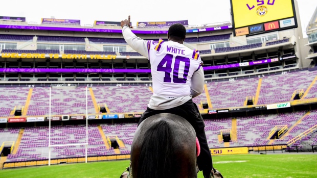 Devin White, LSU Football on Twitter Devin White