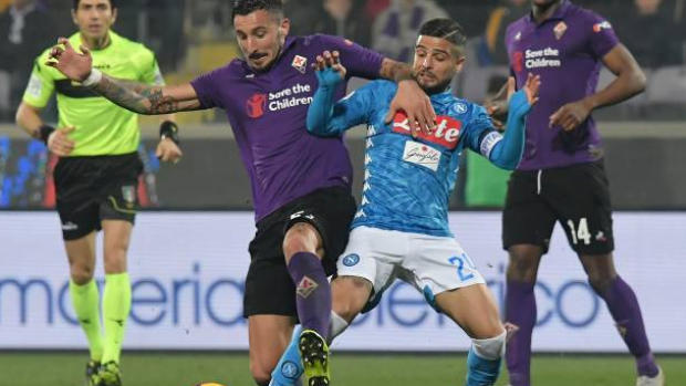 Fiorentina's defender Federico Ceccherini (left), Napoli's forward Lorenzo Insigne (right), Getty Images Fiorentina's defender Federico Ceccherini (left), Napoli's forward Lorenzo Insigne (right)