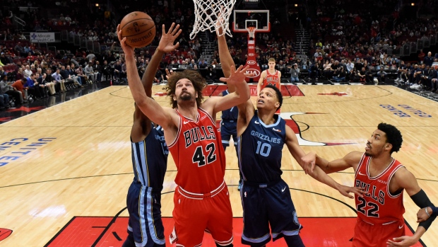 Robin Lopez (42) , The Canadian Press Robin Lopez (42)
