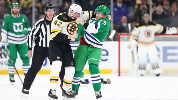 Backes fights Ferland, Getty Images Backes fights Ferland
